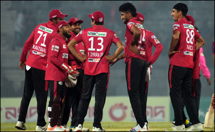 রোমাঞ্চকর ম্যাচে তামিমের জয়, বিপদে চিটাগং!