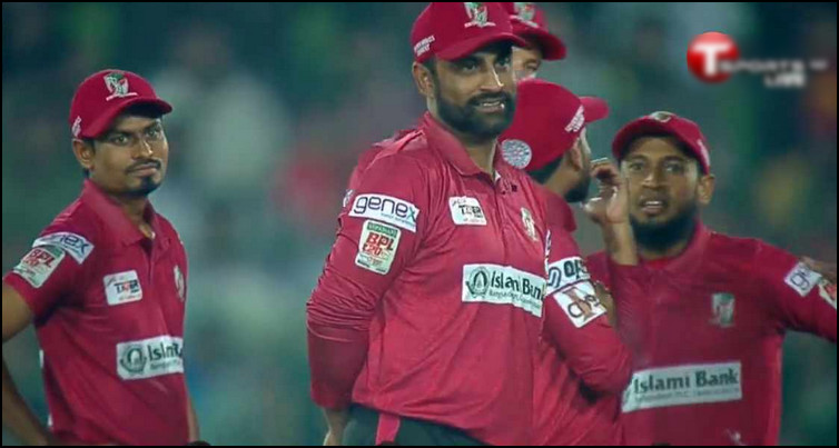 ফাইনালে ওঠার লড়াইয়ে শুরুতেই পিছিয়ে পড়লো সাকিবের রংপুর