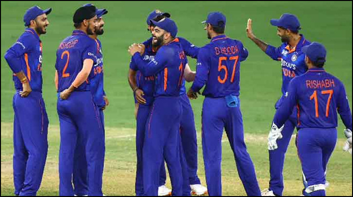 দারুণ চমক ভরা যে একাদশ নিয়ে টি-টোয়েন্টি বিশ্বকাপ খেলবে ভারত