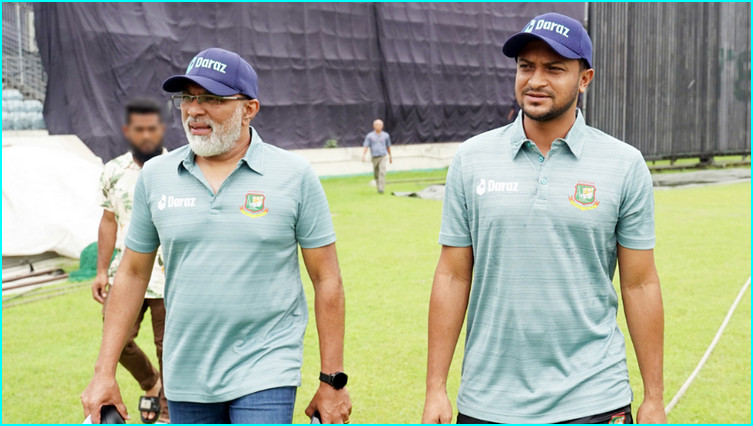 টাইগারদের গুরু হাথুরুসিংহেকে বিশ্বের সেরা কোচ বললেন যিনি!
