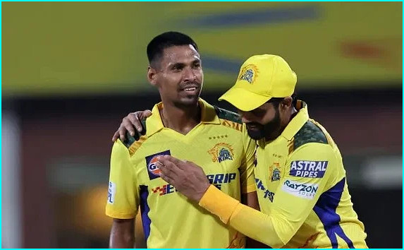 খরুচে বোলিং করেও সাকিবের রেকর্ড ভেঙ্গে দিলেন মুস্তাফিজ