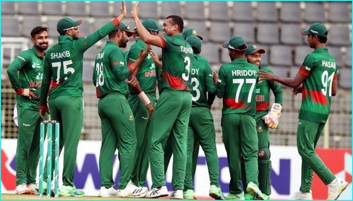 কোচ থেকে ছুটি নিলেন দুই তারকা ক্রিকেটার ক্রিকেটার
