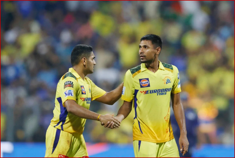 দেশে ফিরবেন মুস্তাফিজ, নতুন করে এক বিদেশি পেসারকে দলে নিল চেন্নাই