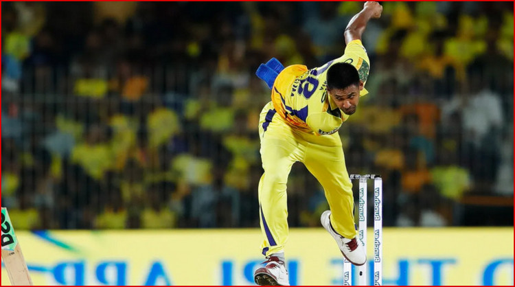 ৩.৩ বলে ৫১ রান দেওয়ার পর মুস্তাফিজকে নতুন নাম দিল ধোনিরা
