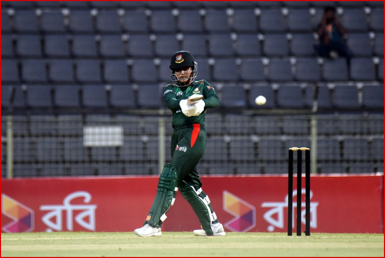 চ্যাম্পিয়ন্স লিগ সেমিফাইনাল বাংলাদেশ ম্যাচসহ টিভিতে আজ যেসব খেলা দেখবেন