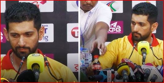 কোকাকোলার বোতল দেখে প্রচন্দ রেগে গেলেন সিকান্দার রাজা