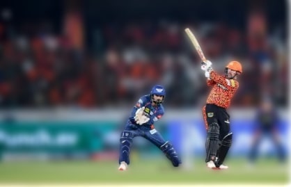 নতুন সব রেকর্ড গড়তেই যেনো মাঠে নামে সানরাইজার্স হায়দরাবাদ
