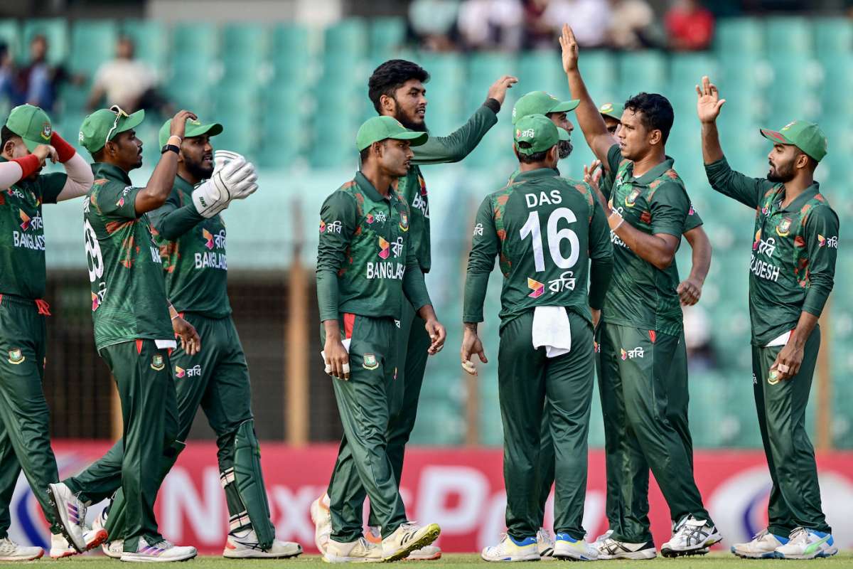 জিম্বাবুয়ের বিপক্ষে শেষ ম্যাচে দুই চমক নিয়ে একাদশ ঘোষণা করলো বিসিবি 