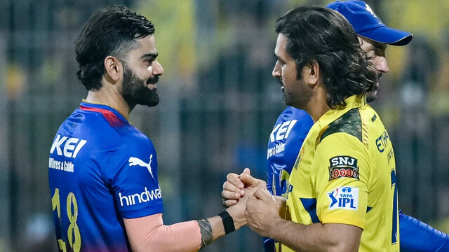 আজই শেষ ম্যাচ ধোনির, একি ইঙ্গিত দিলেন কোহলি