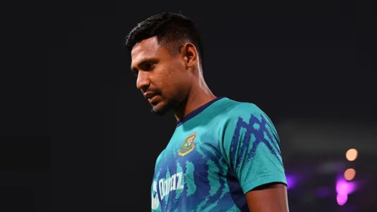 নিজের বড় আক্ষেপের কথা শুনিয়েছেন মুস্তাফিজ
