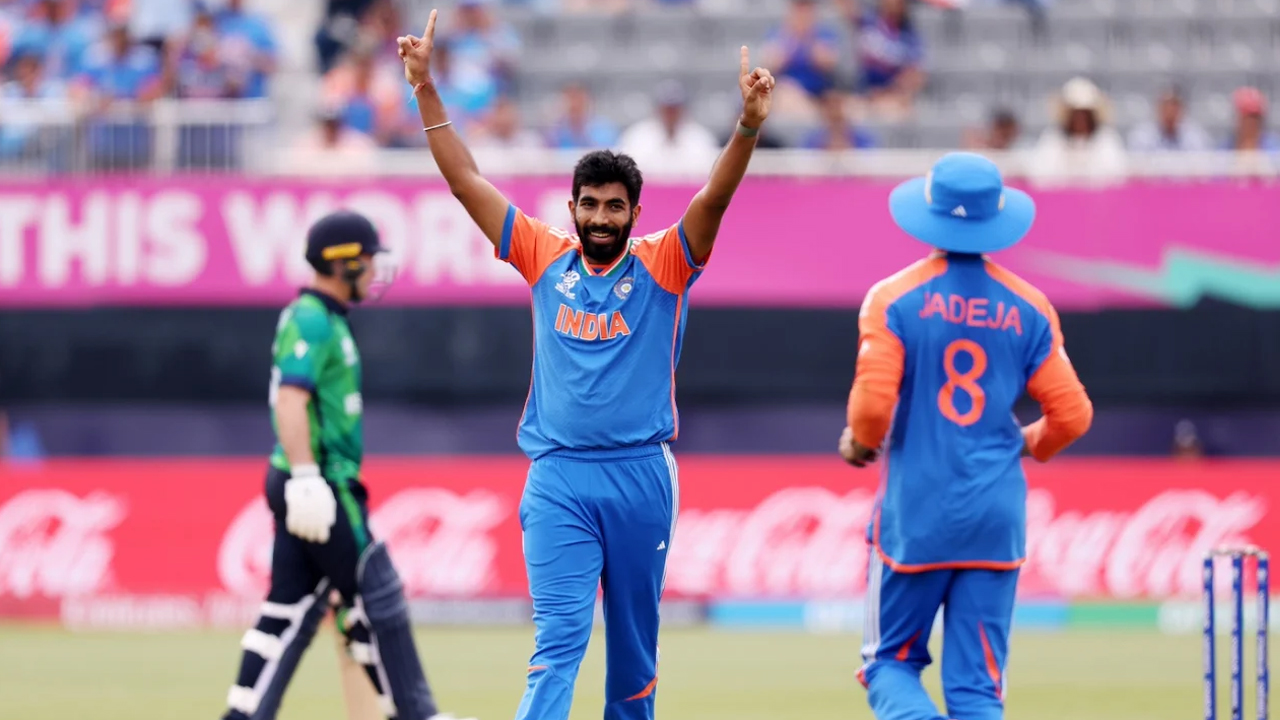 বুমরা হার্দিকদের তোপে একশ’র আগেই থামল আয়ারল্যান্ড