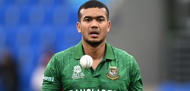 তাসকিনের ঘুম কান্ডে সোসাল মিডিয়ায় তুমুল আলোচনার ঝড়
