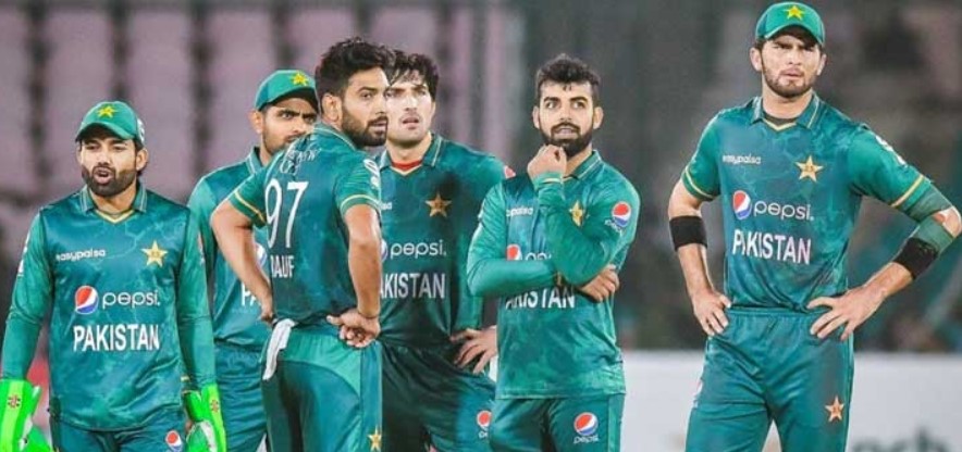 সবাইকে অবাক করে অস্ট্রেলিয়া সিরিজের জন্য পাকিস্তানের নতুন অধিনায়ক ঘোষণা
