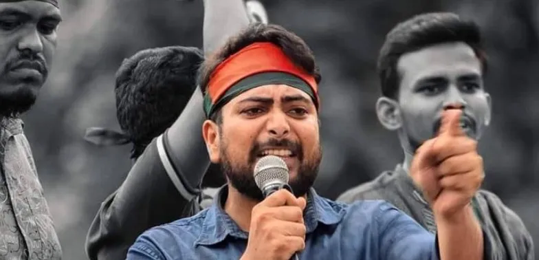 অন্তর্বর্তীকালীন সরকারের প্রধানের নাম ঘোষণা করলো বৈষম্যবিরোধী ছাত্র নেতারা
