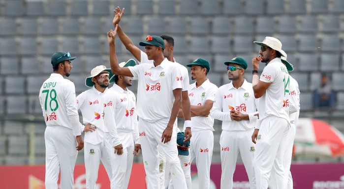 অস্থিরতার মধ্যেও টেস্ট সিরিজের আগে বাংলাদেশকে অভিনব এক প্রস্তাব দিল পাকিস্তান
