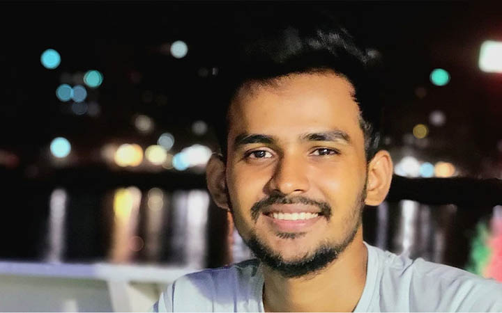 উপদেষ্টা আসিফকে নিয়ে যা বললো বিসিবি ও বাফুফে