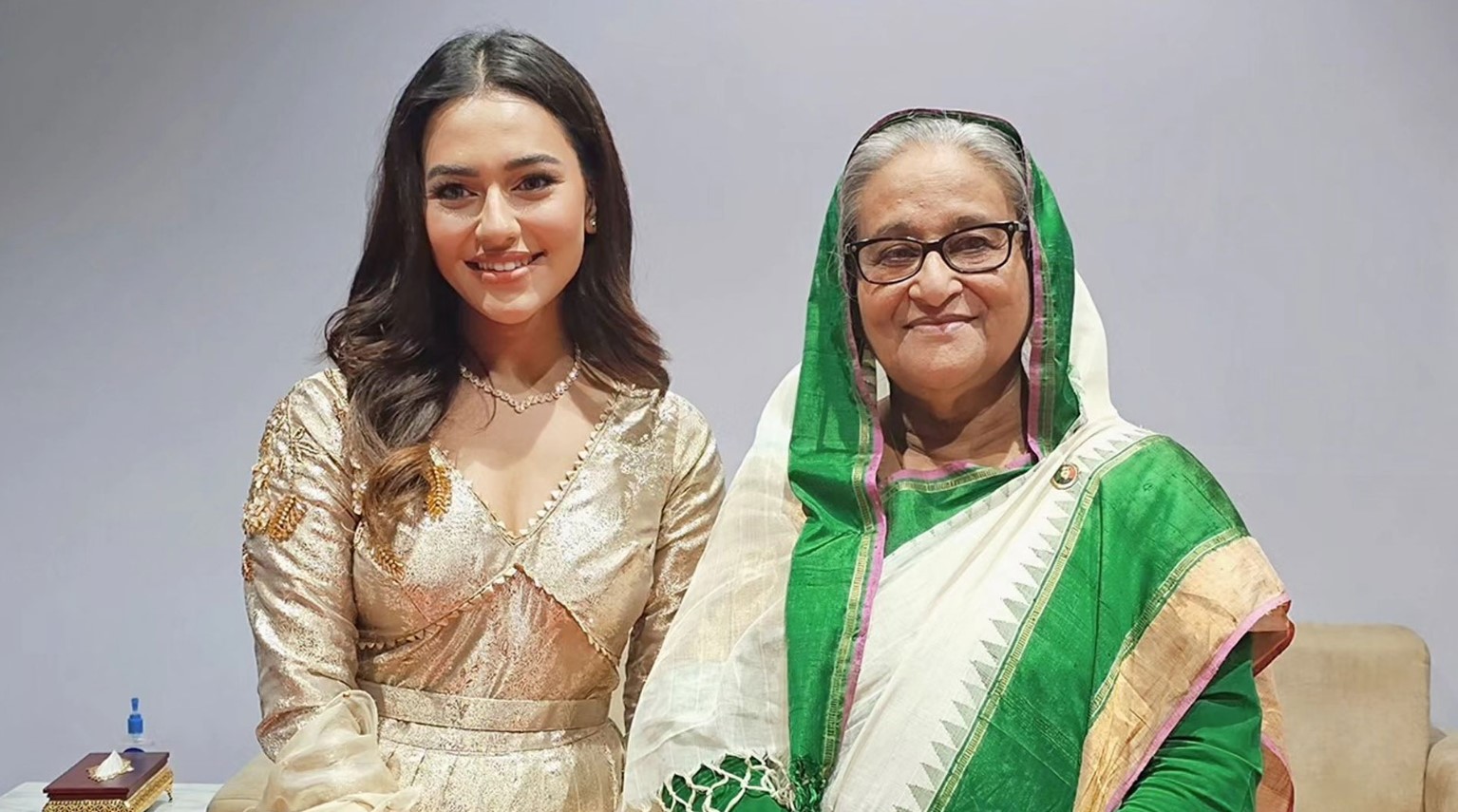 শেখ হাসিনাকে নিয়ে মন্তব্য করায়, তোপের মুখে নুসরাত ফারিয়া
