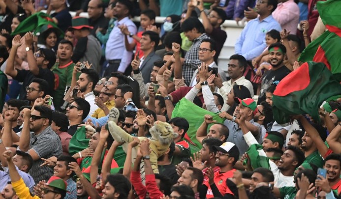 যে কারণে দর্শকরা গ্যালারিতে গিয়ে দেখতে পারছে না বাংলাদেশ-পাকিস্তান ম্যাচে
