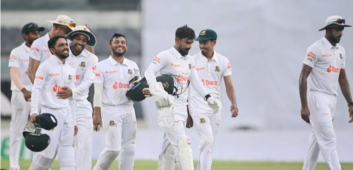 পাকিস্তান সিরিজ থেকে ছিটকে গেলেন মাহমুদুল হাসান জয়; কপাল খুলছে অবহেলিত ক্রিকেটারের
