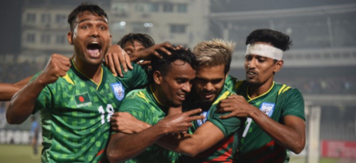শ্রীলংকাকে হারিয়ে সেমিফাইনালে বাংলাদেশ, বাংলাদেশ যত গোল করলো
