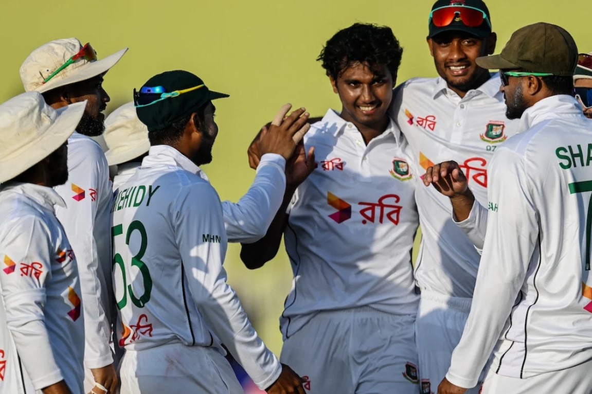 নতুন মাইলফলক, সতীর্থদের কাছে প্রসংশা ভাসাচ্ছেন মুশফিক