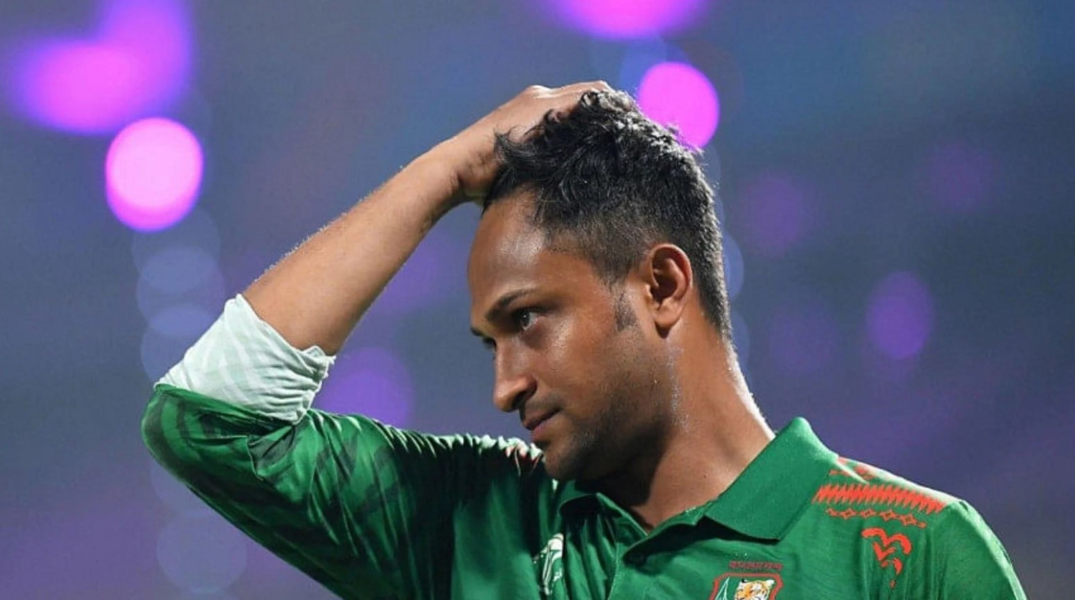 এইমাত্র পাওয়াঃ কঠিন শাস্তি পেলন সাকিব