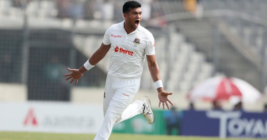 দিনের শুরুতেই তাসকিনের থাবা, দেখেনিন সর্বশেষ স্কোর