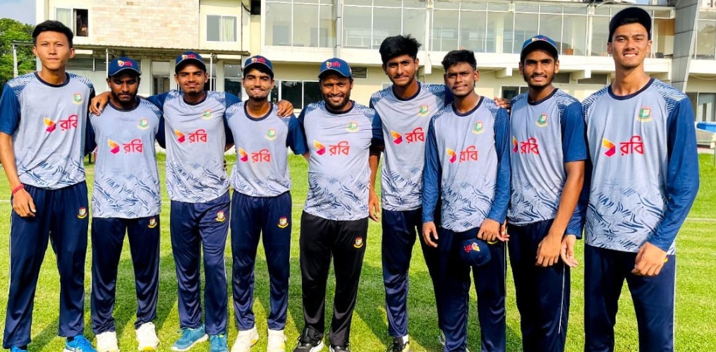 সংযুক্ত আরব আমিরাতের জন্য ২৫ জনের স্কোয়াড রাখার কারণ জানাল বিসিবি
