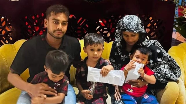 সেই রিকশাচালকের পরিবারকে অর্থ উপহার দিয়ে যা বললেন মেহেদি হাসান মিরাজ
