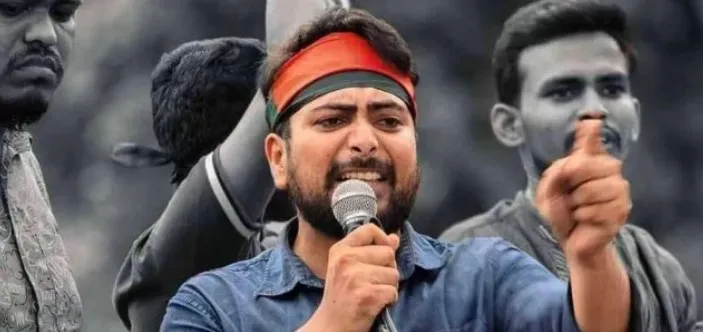 সারাদেশে উঠলো আলোচনার ঝড়ঃ ‘রাজাকার’ স্লোগান নিয়ে নাহিদ ইসলামের ফেসবুক পোস্ট ভাইরাল
