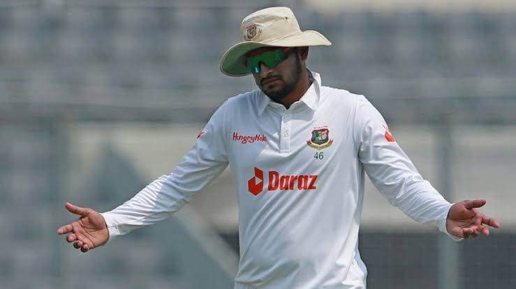 এবার সাকিবকে দল থেকে বাদ দেয়ার প্রশ্ন,  তোলপাড় গোটা ক্রিকেট মহল