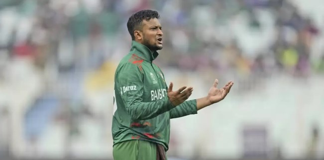বিদায় বেলায় ভক্তদের উদ্দেশ্যে অবিশ্বাস্য মন্তব্য করলেন, যা শুনে সারাদেশে উঠলো আলোচনার ঝড়
