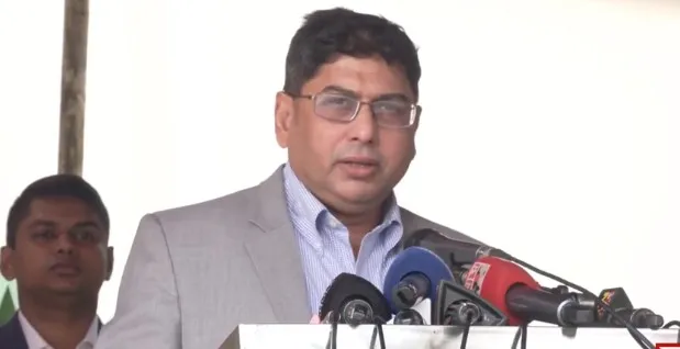 শব্দ ও পরিবেশ দূষণ রোধে যে বার্তা দিলেন সেনাপ্রধান ওয়াকার-উজ-জামান
