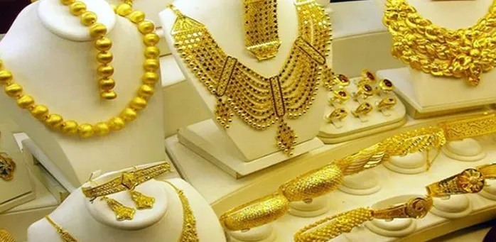 সোনার বাজারে বিশাল ধস, কার্যকর আজ থেকে
