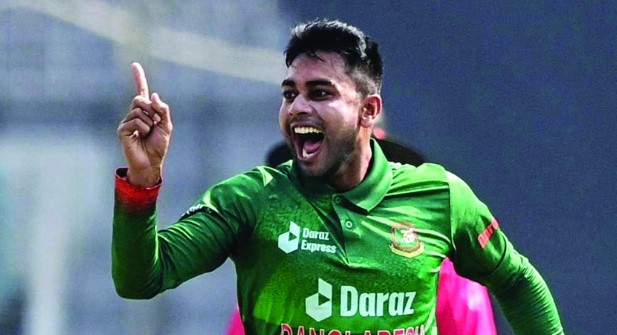 লম্বা সময় পর টি-টোয়েন্টি দলে মেহেদি হাসান মিরাজ, কারণ জানাল বিসিবি
