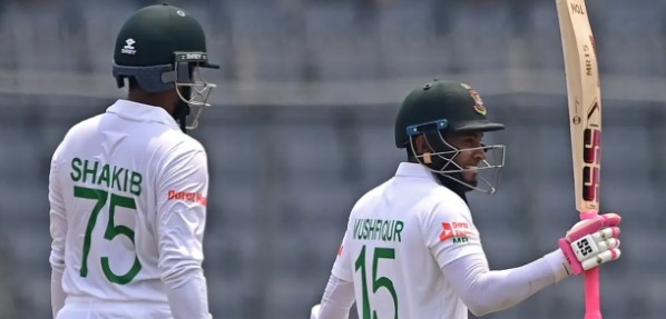দেশে ফিরবেন মুশফিকরা, সাকিবের বাংলাদেশে আসার দরজা তো বন্ধ, সাকিব কোথায় যাবেন
