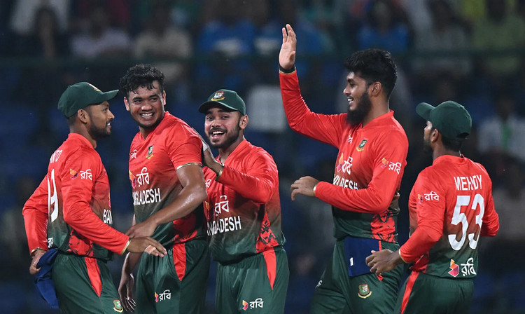 ২ পরিবর্তন নিয়ে ভারতের বিপক্ষে ৩য় টি-২০ ম্যাচের জন্য বাংলাদেশের একাদশ ঘোষণা, কপাল পুড়লো যাদের