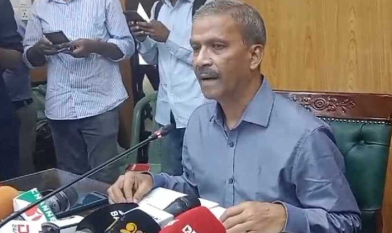 ব্রেকিং নিউজ : নির্বাচনের তারিখ নিয়ে চুড়ান্ত সিদ্ধান্ত জানালেন আইন উপদেষ্টা