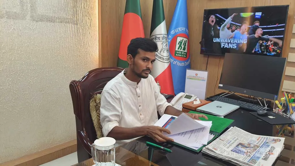 অবিশ্বাস্য মন্তব্য : ১০ বছর সময় লাগবে,বললেন : উপদেষ্টা আসিফ