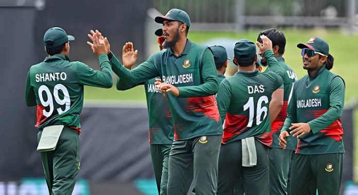 ৫ বোলার, ৫ ব্যাটিং ও ১ অল-রাউন্ডার নিয়ে একটু পরেই মাঠে নামছে টাইগাররা