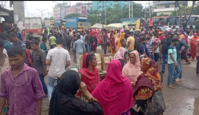 মিরপুরে যৌ*থ বা*হি*নী*র সঙ্গে সং*ঘ*র্ষে দুই পোশাকশ্রমিক গু*লি*বি*দ্ধ