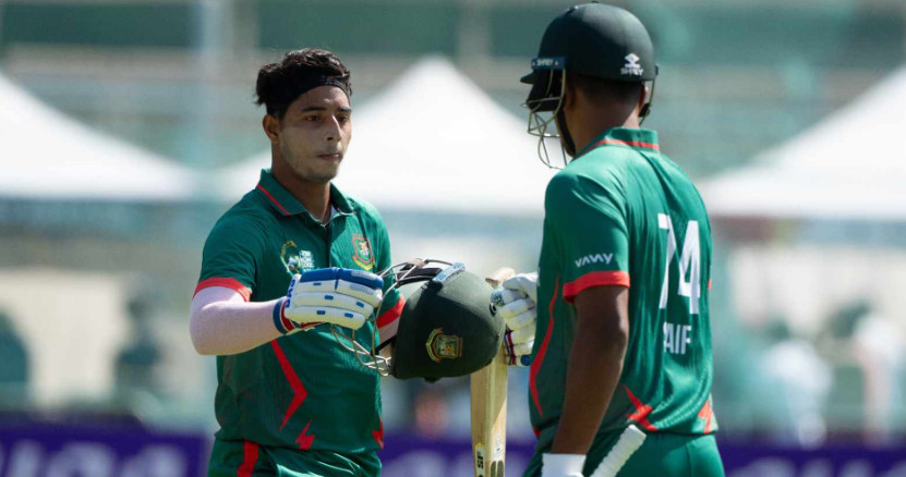 সাইফউদ্দিনের ব্যাটিং ঝড়ে আরব আমিরাতকে বিশাল রানের টার্গেট দিল বাংলাদেশ