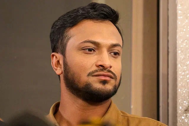 চরম দু:সংবাদ : সাকিবের জীবনে নেমে এলো কালো ছাঁয়া