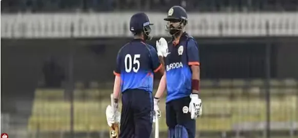অবাক ক্রিকেট বিশ্ব : টি-টোয়েন্টিতে সর্বোচ্চ রানের বিশ্বরেকর্ড