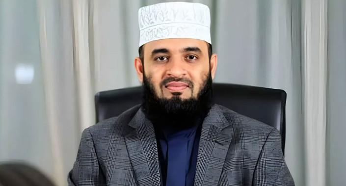 ব্রেকিং নিউজ : যে কারনে হঠাৎ করেই দেশে ফিরলেন মিজানুর রহমান আজহারী