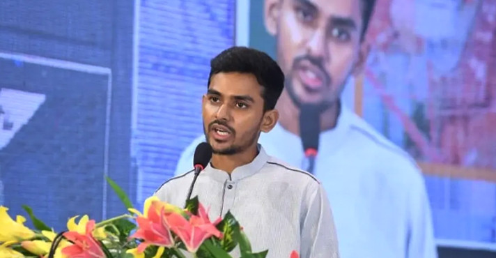 ধানমন্ডির ৩২ নম্বর নিয়ে ফেসবুকে পোষ্ট করলেন : আসিফ মাহমুদ
