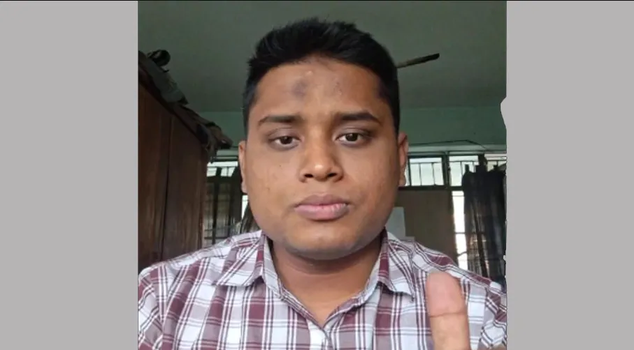 ধানমন্ডির ৩২ নম্বরের বাড়ি নিয়ে ফেসবুক লাইভ করলেন হাসনাত আবদুল্লাহ