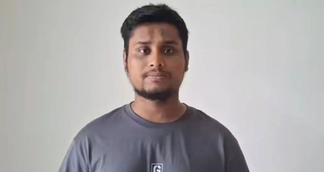 চাকরিচ্যুত বিডিআর সদস্যদের আশ্বাস দিলেন হাসনাত