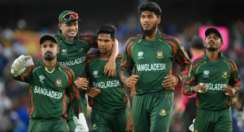 ৫ ব্যাটার, ৩ পেসার ও ৩ স্পিনার নিয়ে একাদশ ঘোষণা