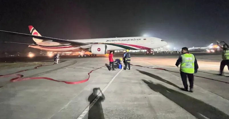 ভারতে বাংলাদেশ বিমানের ফ্লাইটের জরুরি অবতরণ, যাত্রীরা নিরাপদে